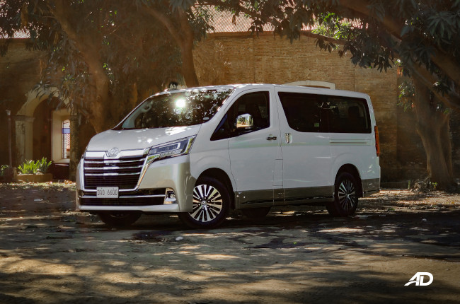 2020 Toyota Hiace Super Grandia Elite Exterior Front quarter 