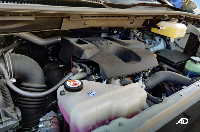 2020 Toyota Hiace Super Grandia Engine 
