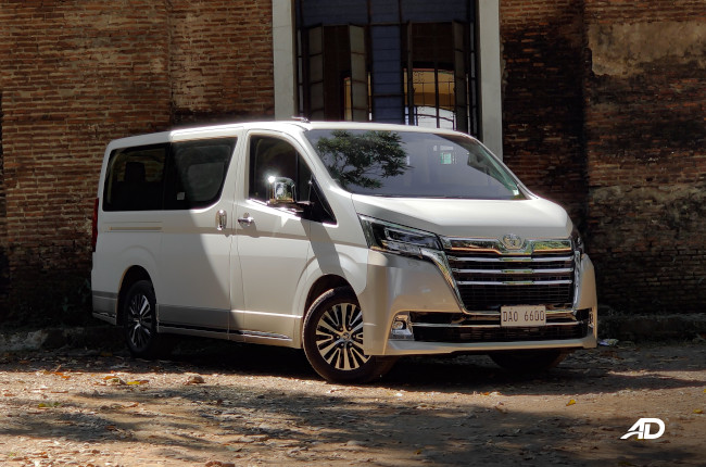 2020 Toyota Hiace Super Grandia Exterior Front quarter Philippines 