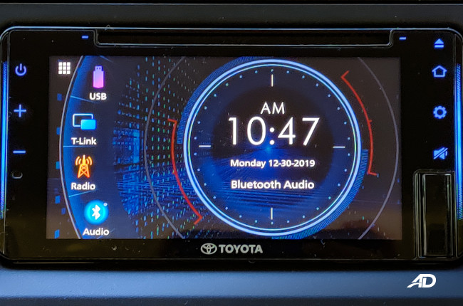 2020 Toyota Hiace Super Grandia Interior Infotainment Screen