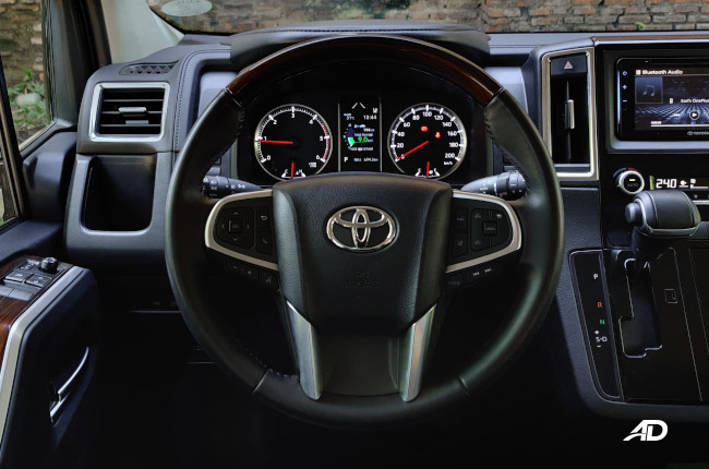 2020 Toyota Hiace Super Grandia Interior Steering Wheel