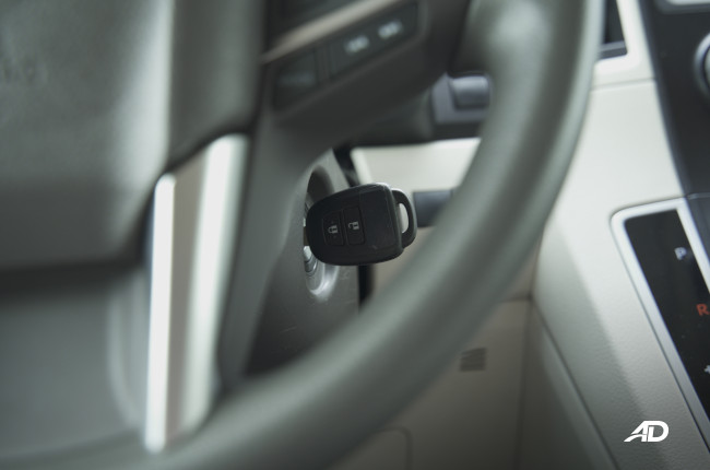 20202 Toyota Hiace GL Grandia Tourer ignition key