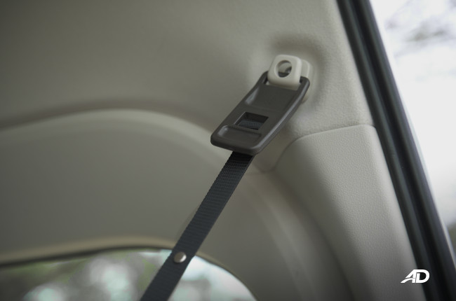 20202 Toyota Hiace GL Grandia Tourer seat stowage hook 