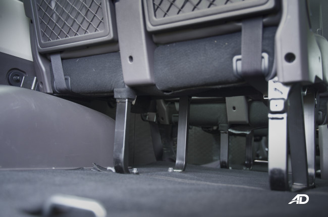 20202 Toyota Hiace GL Grandia Tourer underseat storage