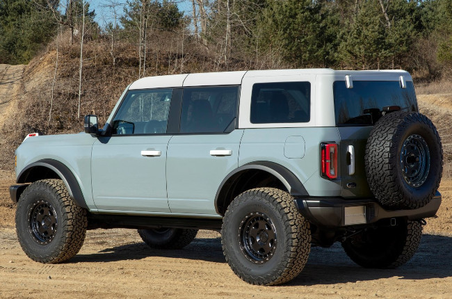 2021 Ford Bronco 4 Door 