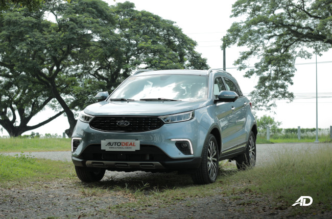 2021 Ford Territory Philippines exterior front quarter off road