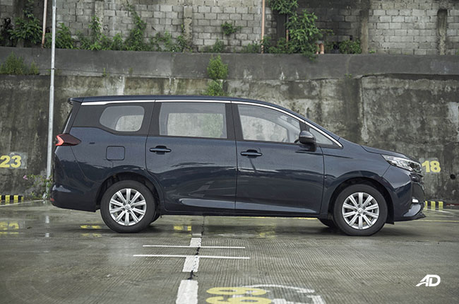 2021 GAC GN6 exterior side profile