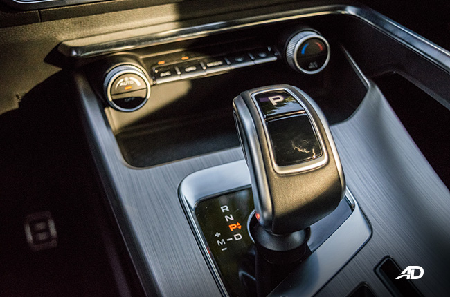 2021 Geely Coolray interior gear shifter Philippines