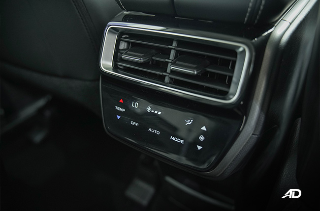 2021 Geely Okavango interior second-row climate control Philippines