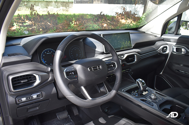 2021 Geely Okavango Philippines Interior steering wheel 
