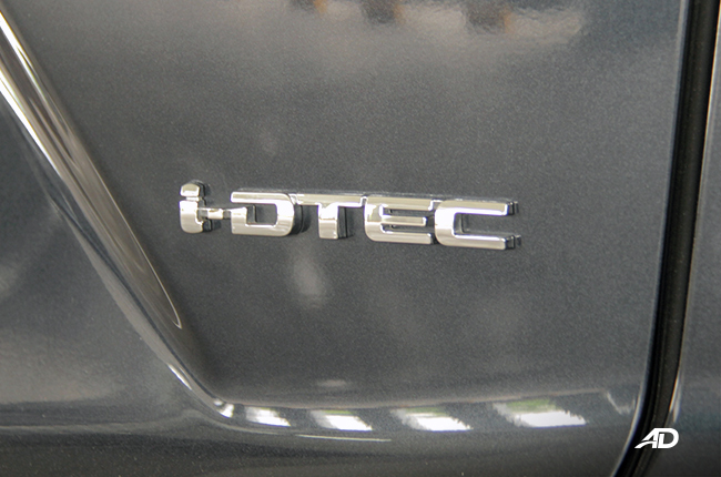 2021 Honda CR-V exterior i-DTEC badge Philippines