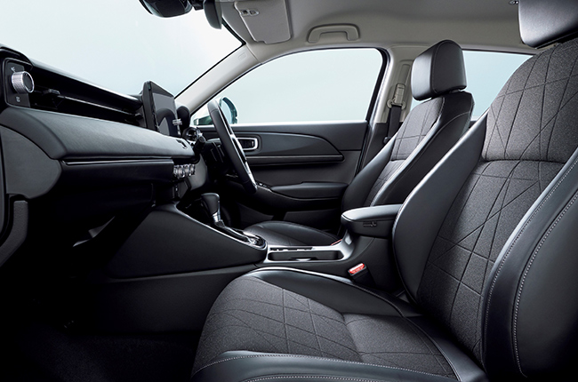 2021 Honda HR-V interior front seats 