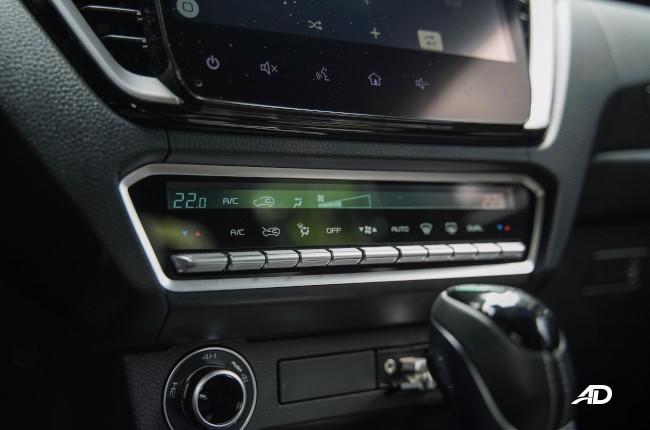 2021 Isuzu D-MAX LS-E Philippines AC Controls