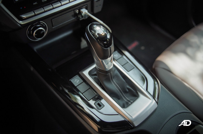 2021 Isuzu D-MAX LS-E Philippines gear shifter