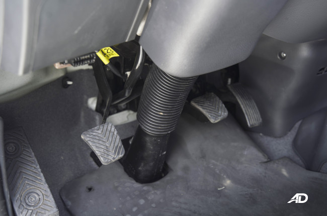 2021 Kia K2500 Karga Philippines Steering Column and Clutch Pedal