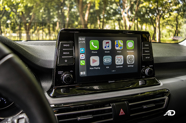 2021 Kia Seltos interior infotainment system Philippines