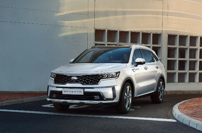 2021 Kia Sorento Exterior Front 