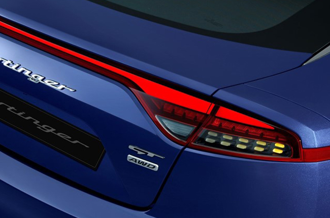 2021 Kia Stinger exterior taillights