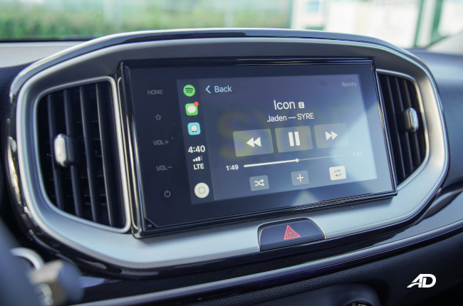 2021 Kia Stonic EX AT Philippines 8-inch infotainment screen 