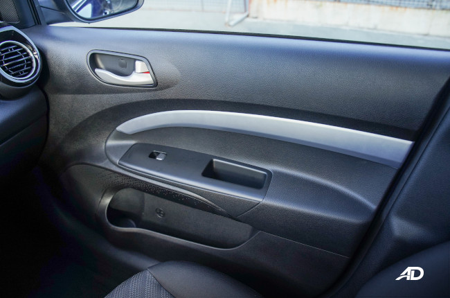 2021 Kia Stonic EX AT Philippines interior passenger door cards