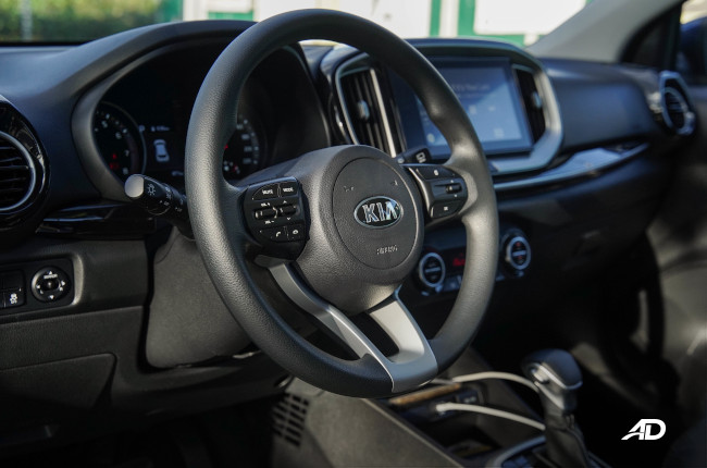 2021 Kia Stonic EX AT Philippines interior steering wheel