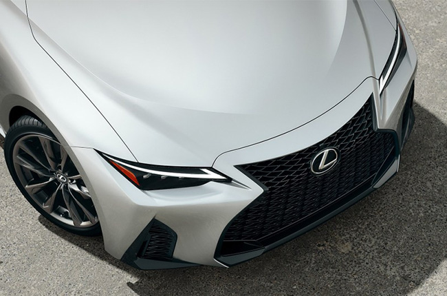 2021 Lexus IS hood