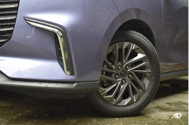 2021 Maxus G50 test drive wheels and tires