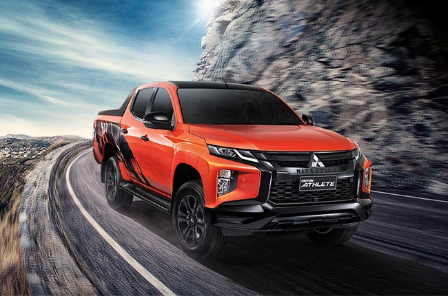 2021 Mitsubishi Strada exterior quarter front Philippines