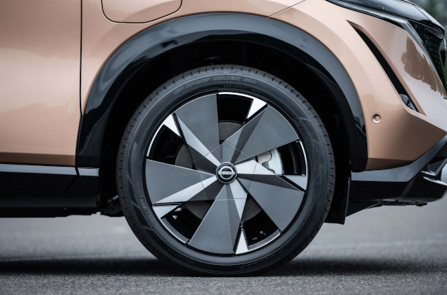 2021 Nissan Ariya EV wheels 