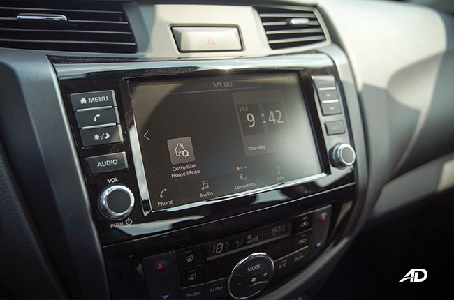 2021 Nissan Navara Philippines infotainment system