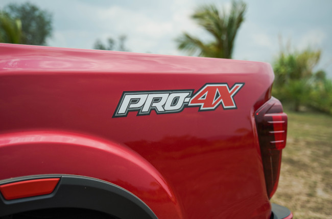 2021 Nissan Navara PRO-4X Philippines pro 4x decal