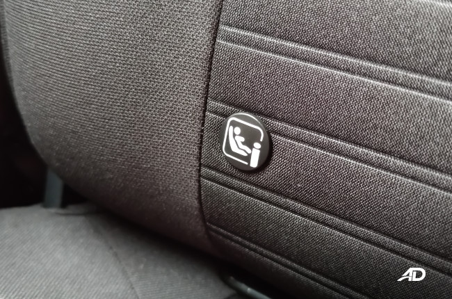 2021 Nissan Navara VE Philippines ISOFIX 