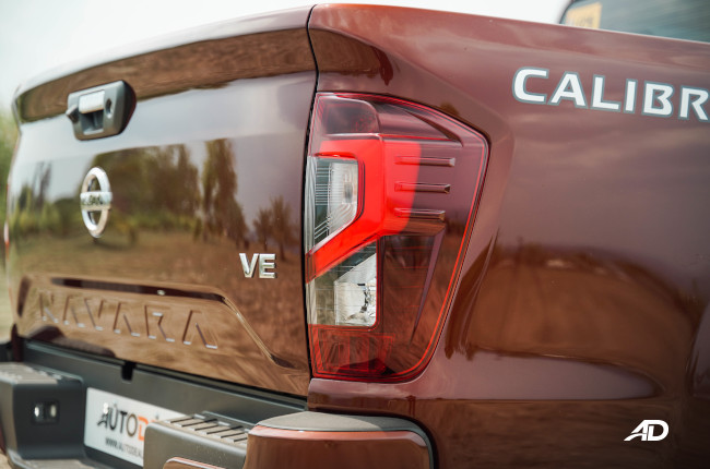 2021 Nissan Navara VE Philippines taillight