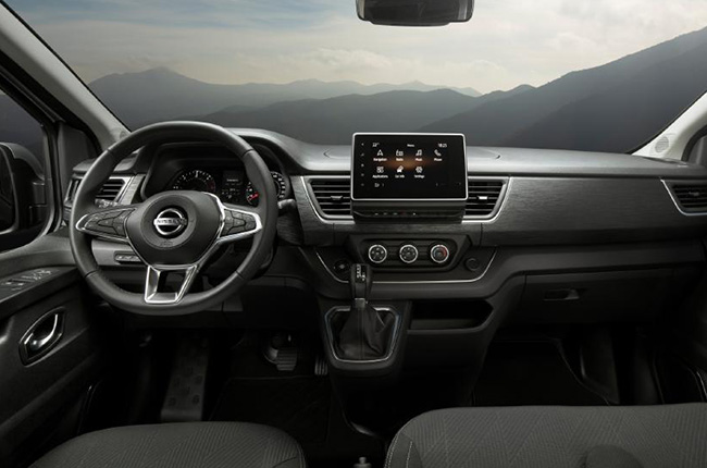 2021 Nissan NV300 interior dashboard