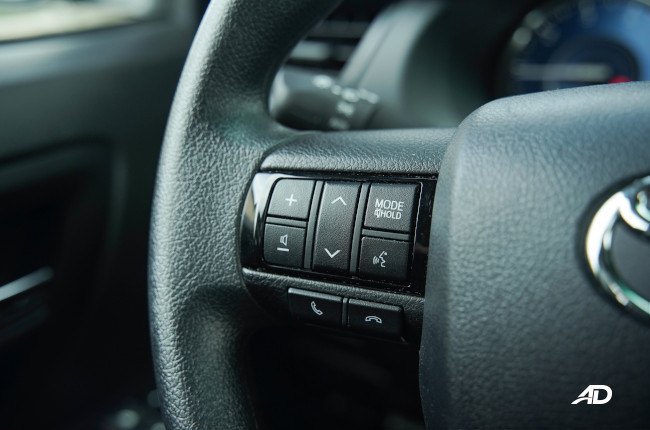 2021 Toyota Fortuner G Philippines volume controls 