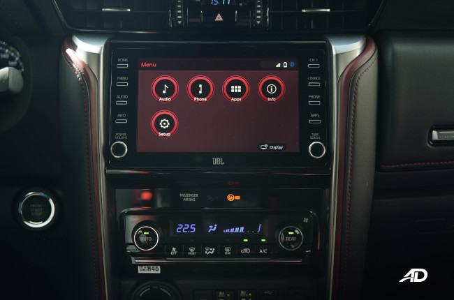2021 Toyota Fortuner LTD Head unit 