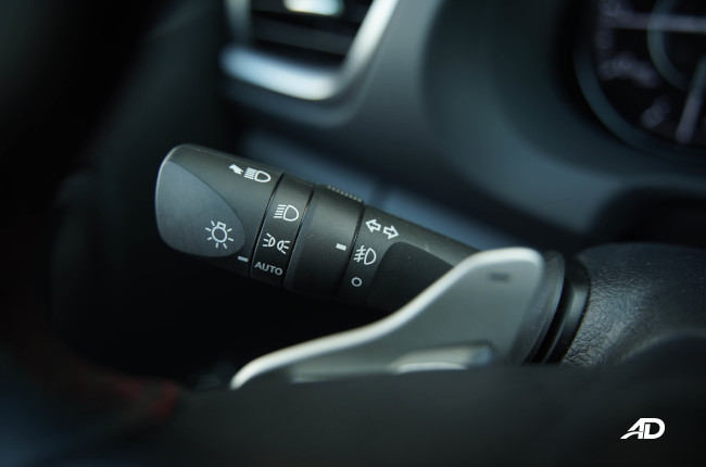 2021 Toyota Fortuner LTD light stalk