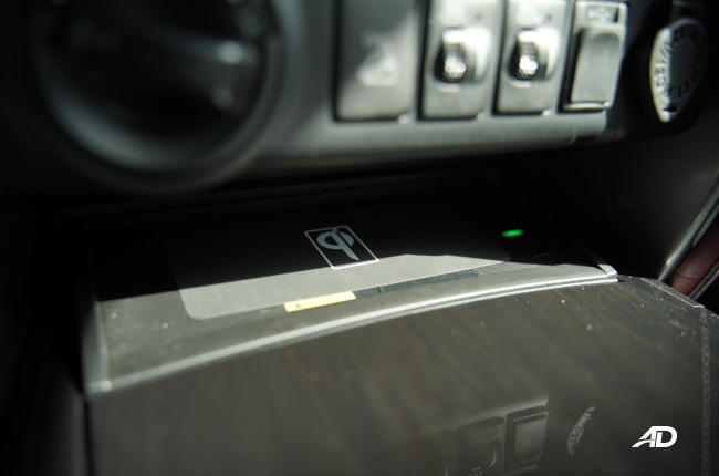 2021 Toyota Fortuner LTD wireless charging 