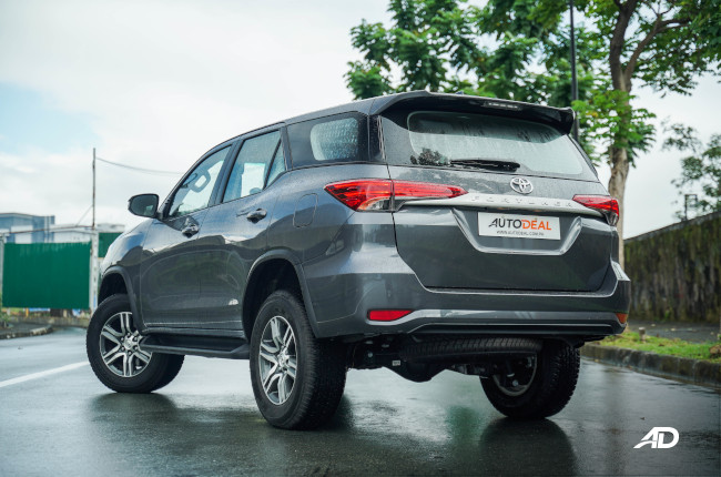 2021 Toyota Fortuner Philippines exterior rear quarter