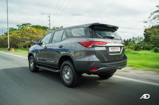 2021 Toyota Fortuner Philippines exterior rear quarter