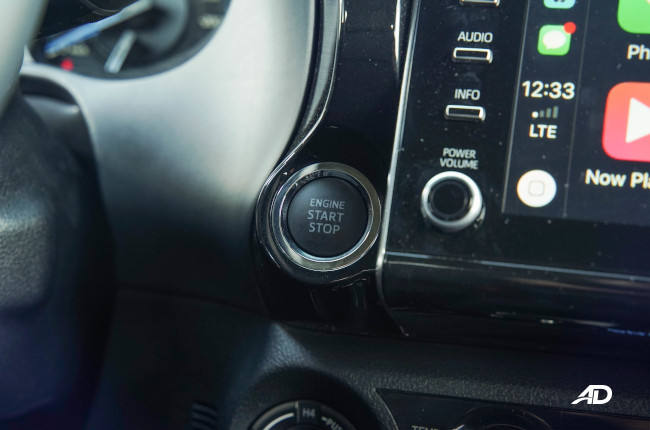 2021 Toyota Hilux 4x4 Conquest Red Philippines push start 