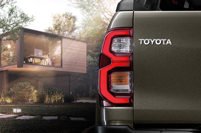 2021 Toyota Hilux exterior 