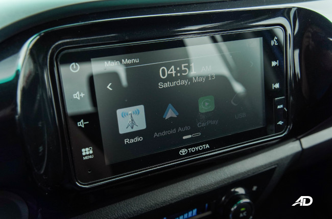 2021 Toyota Hilux G Philippines 6.75 inch infotainment system