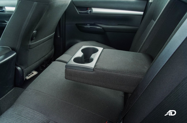 2021 Toyota Hilux G Philippines center arm rest 