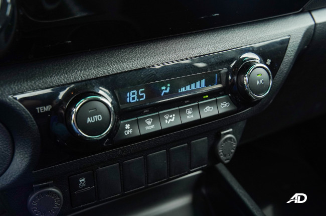 2021 Toyota Hilux G Philippines climate control