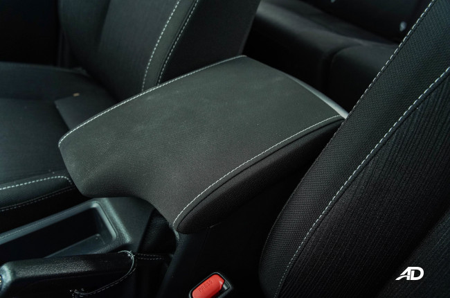 2021 Toyota Hilux G Philippines front armrest 