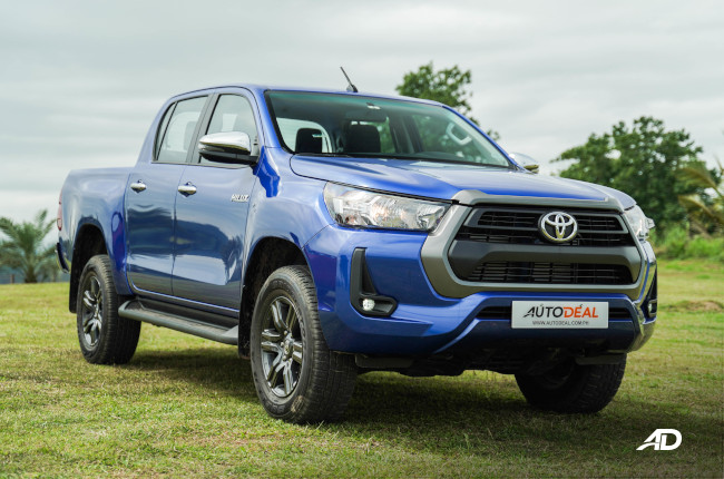 2021 Toyota Hilux G Philippines front quarter
