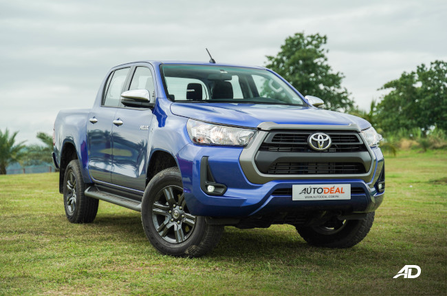 2021 Toyota Hilux G Philippines front quarter