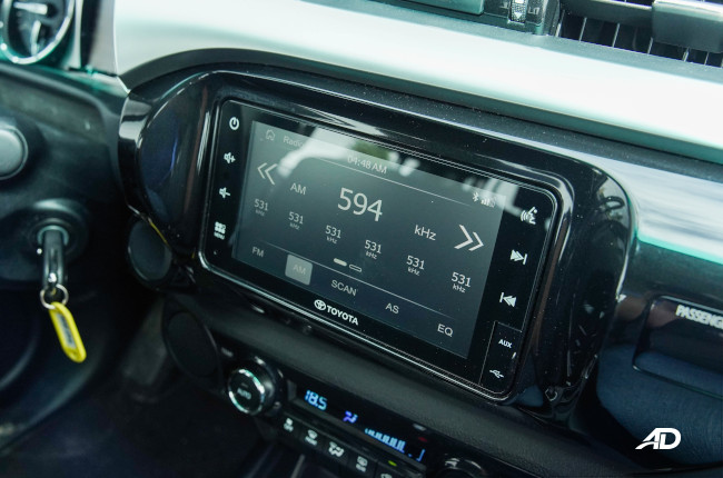2021 Toyota Hilux G Philippines infotainment system