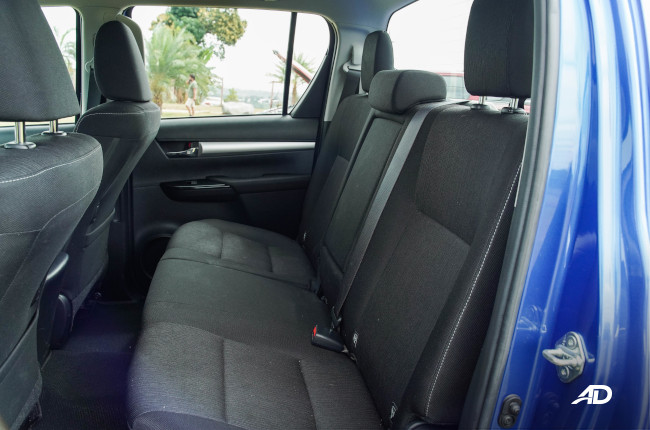 2021 Toyota Hilux G Philippines rear seats 